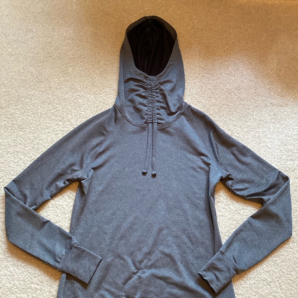 Old Navy grey hoodie